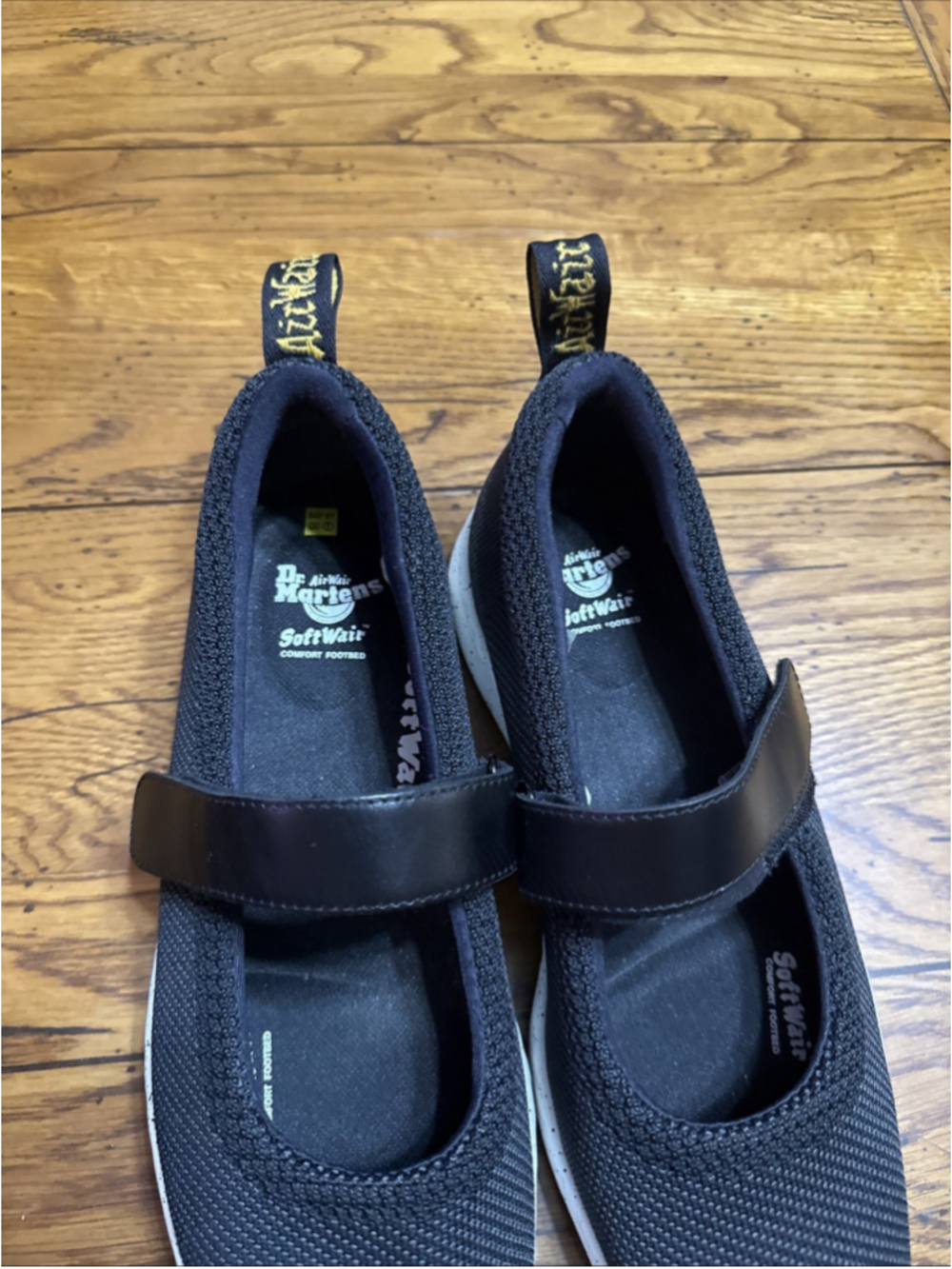 Dr. Doc Martens Sneakers Women's 9 - Picture 3 of 9